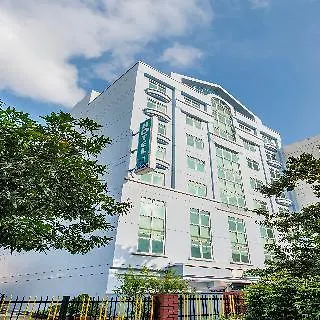 **  Hotel 81 Lucky Singapore Singapore